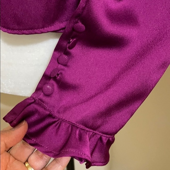 NWOT Glamorous Fuchsia Frill Surplice Peplum Satin Top US S - Picture 6 of 9